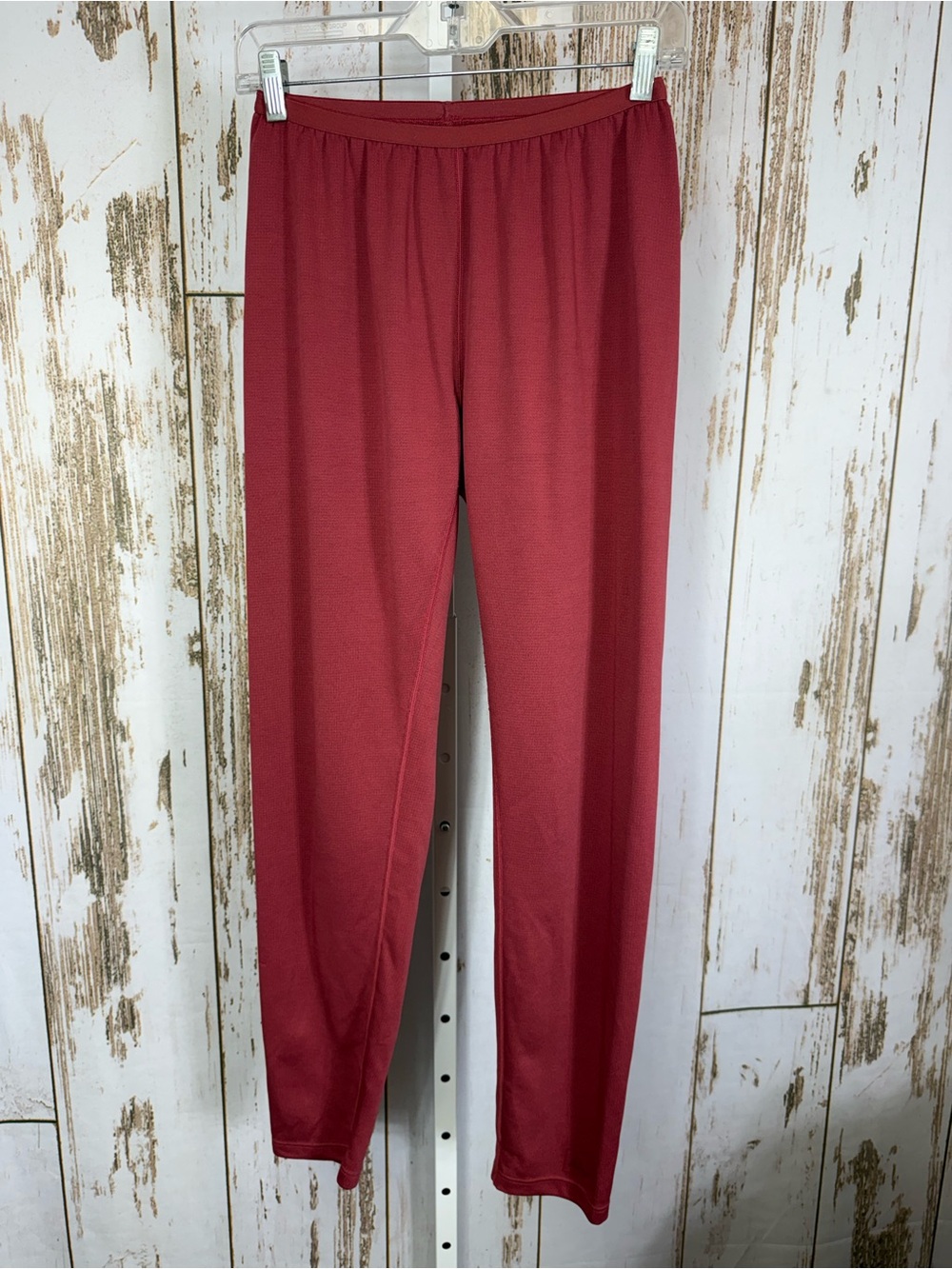 REI Brick Red Women's Thermal Leggings. Size Medium. Excellent condition!